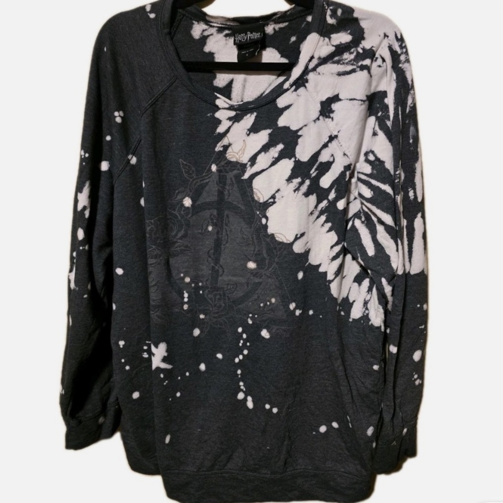 Torrid & Harry Potter - Deathly Hallows Crewneck